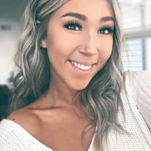 Meet your Posher, Justine